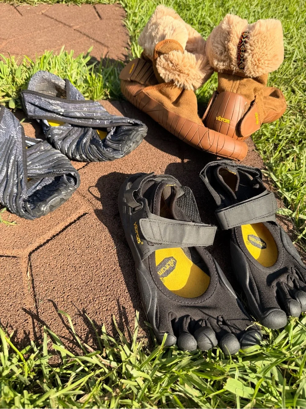 Vibram FiveFingers Barefoot Women’s Furoshiki Shearling Boot Toe Shoes Bundle XS